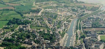Vue a�rienne sur la rive Est